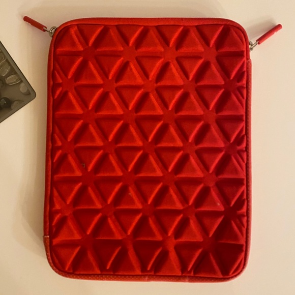 I LUV iPad Case Carrier 8x10 - Picture 1 of 5